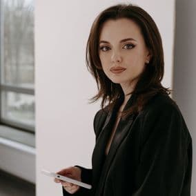 Яна - Психолог-консультант