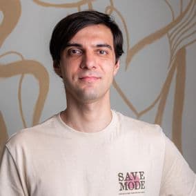 Артем Дейніченко - Психолог-консультант