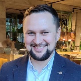 Олександр Чернякін - Психотерапевт