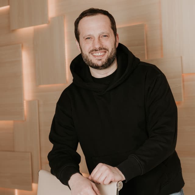 Олександр Олександр - Психотерапевт